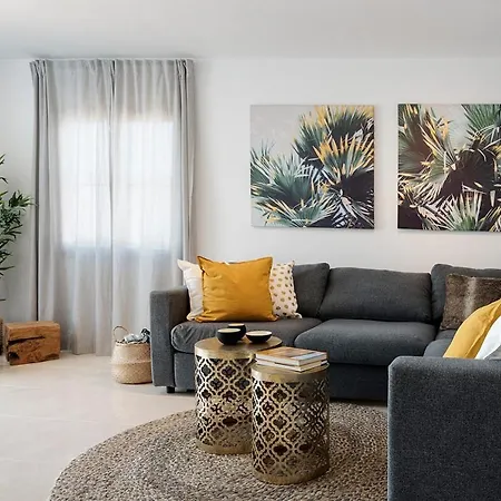 Acacia 别墅 雅伊萨